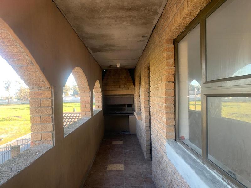 6 Bedroom Property for Sale in High Places Western Cape